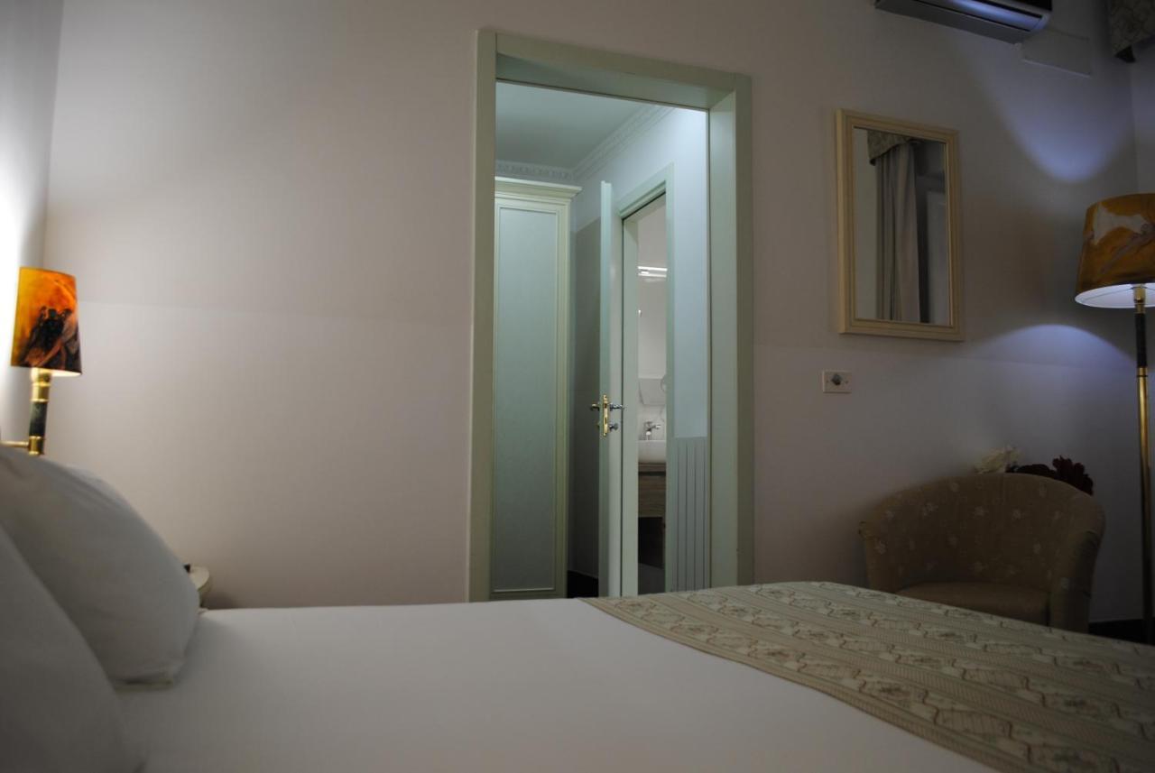 B&B Palazzo Sant'Alfano Катанія Екстер'єр фото
