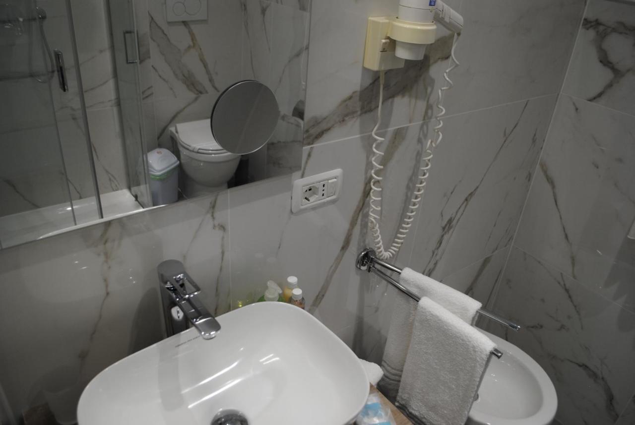 B&B Palazzo Sant'Alfano Катанія Екстер'єр фото