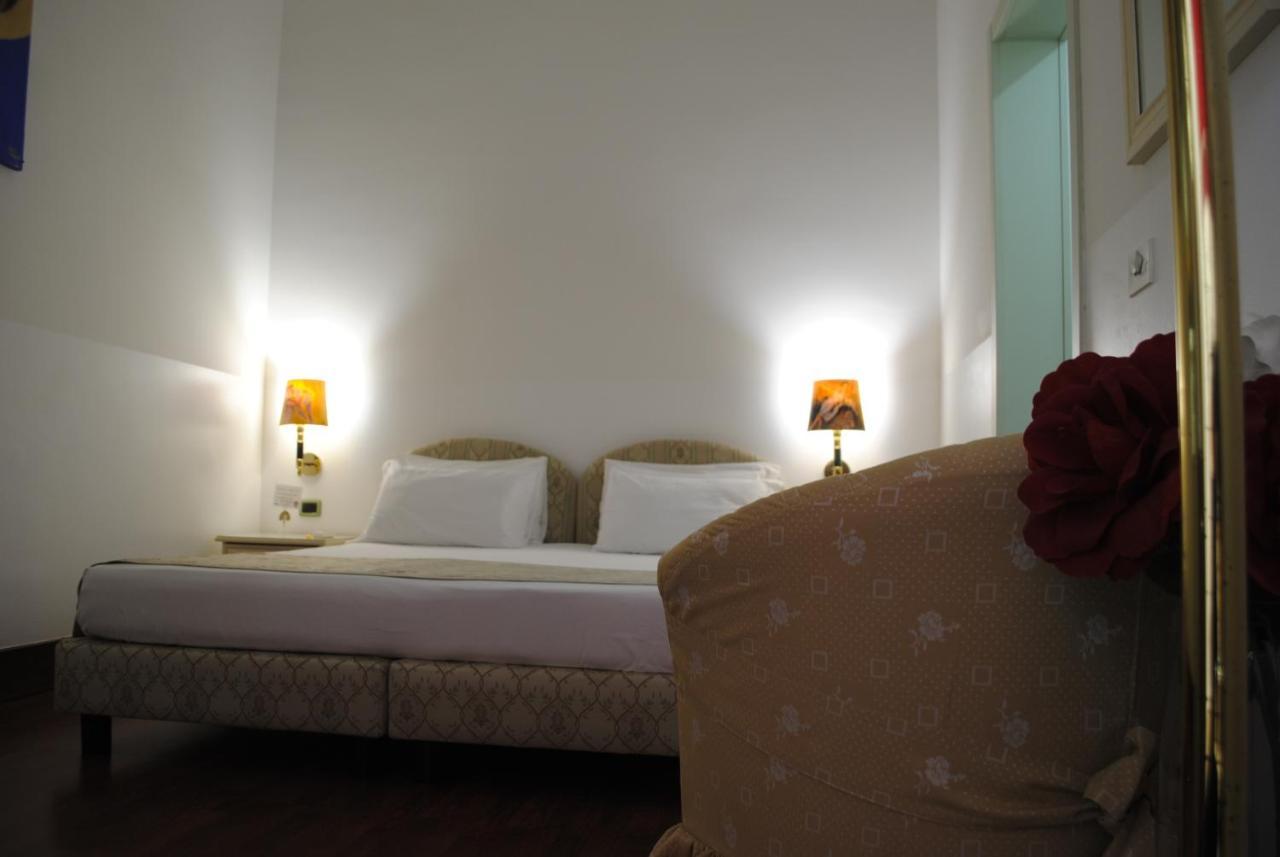 B&B Palazzo Sant'Alfano Катанія Екстер'єр фото