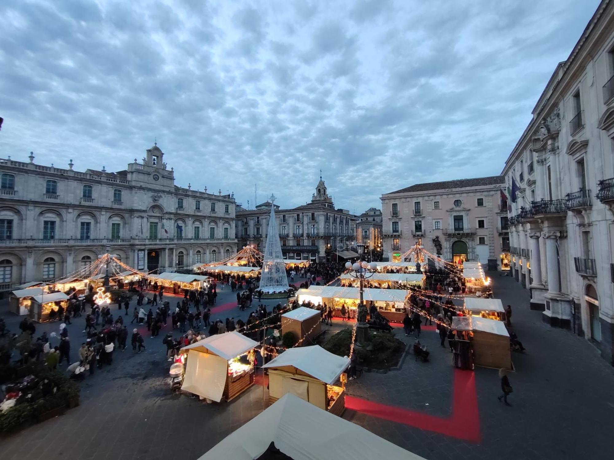 B&B Palazzo Sant'Alfano Катанія Екстер'єр фото