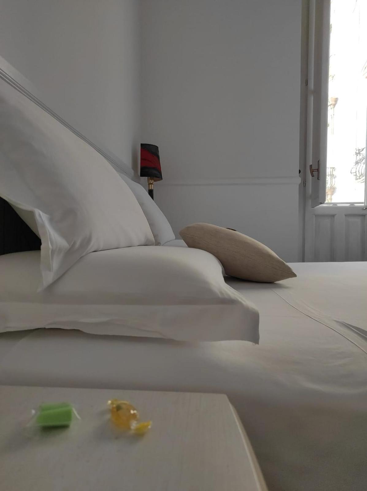 B&B Palazzo Sant'Alfano Катанія Номер фото